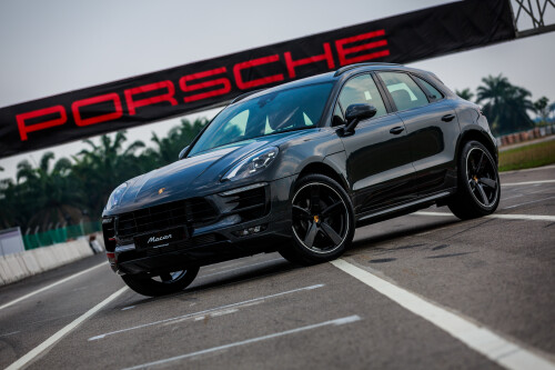 Porsche-Macan.jpg