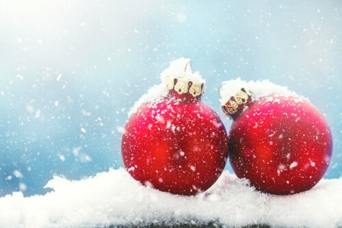 Kar , Dekorasyonlar , Dekorasyon , Toplar , Top , YeniYıl , Noel , Yılbaşı , Mutluluk , Kırmızı